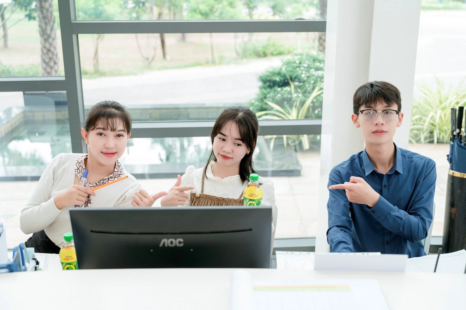 Gen Z - Cháy sao để không 'Burnout'?