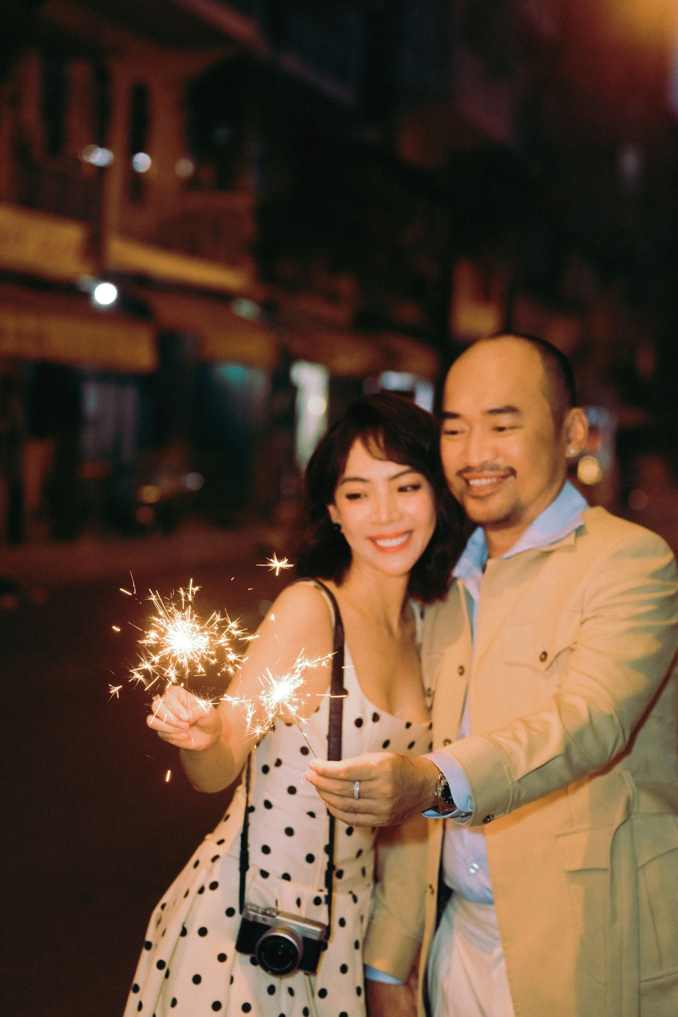 Thu Trang - Tiến Luật: 'Đừng kéo chúng tôi vào những ồn ào không liên quan'