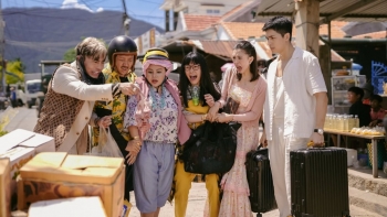 ‘Bộ tứ báo thủ’: Doanh thu khủng đi kèm tranh cãi