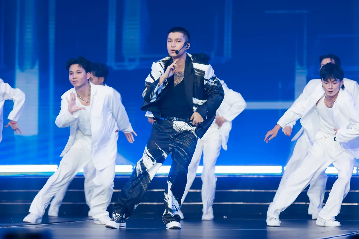 Lập nhóm nhạc sau 'cơn sốt' gameshow