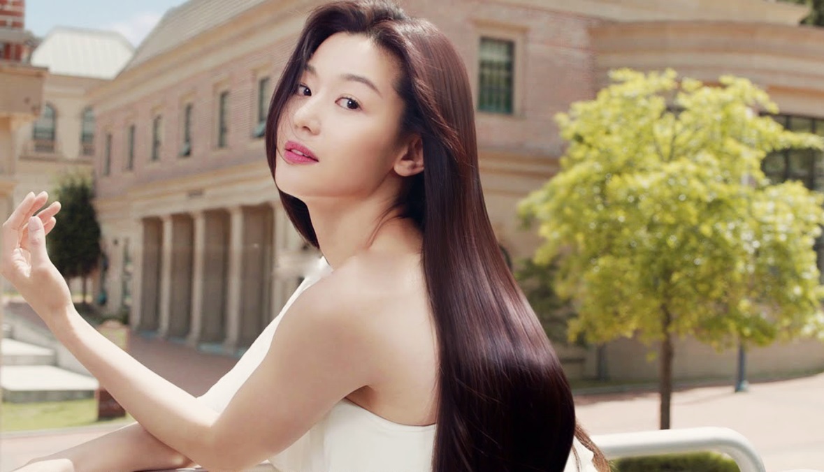 'Mợ chảnh' Jeon Ji Hyun bị điều tra khiến công chúng dậy sóng