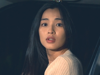 'Nàng thơ' 'Em và Trịnh' tự thử thách sức bền và khả năng chịu đựng khi tham gia phim kinh dị 'Âm dương lộ'