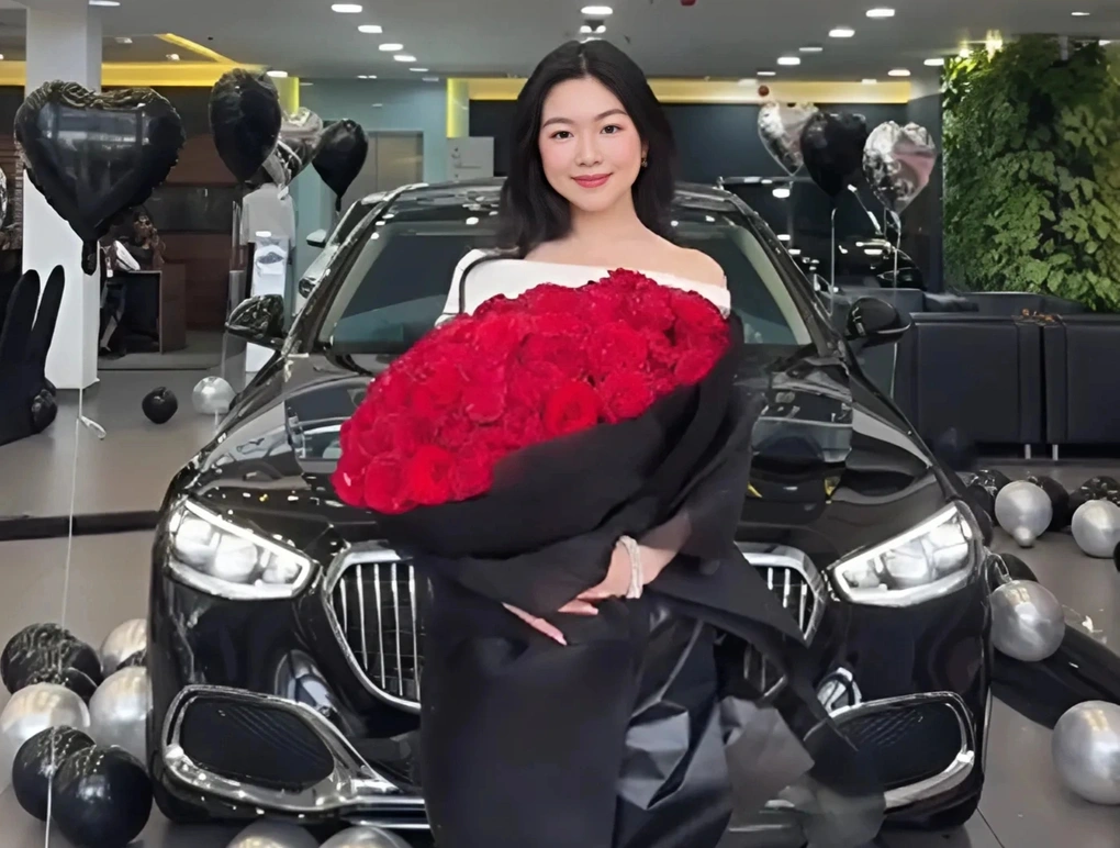 Lọ Lem lên tiếng sau tranh cãi '19 tuổi mua xe sang 9 tỷ đồng'