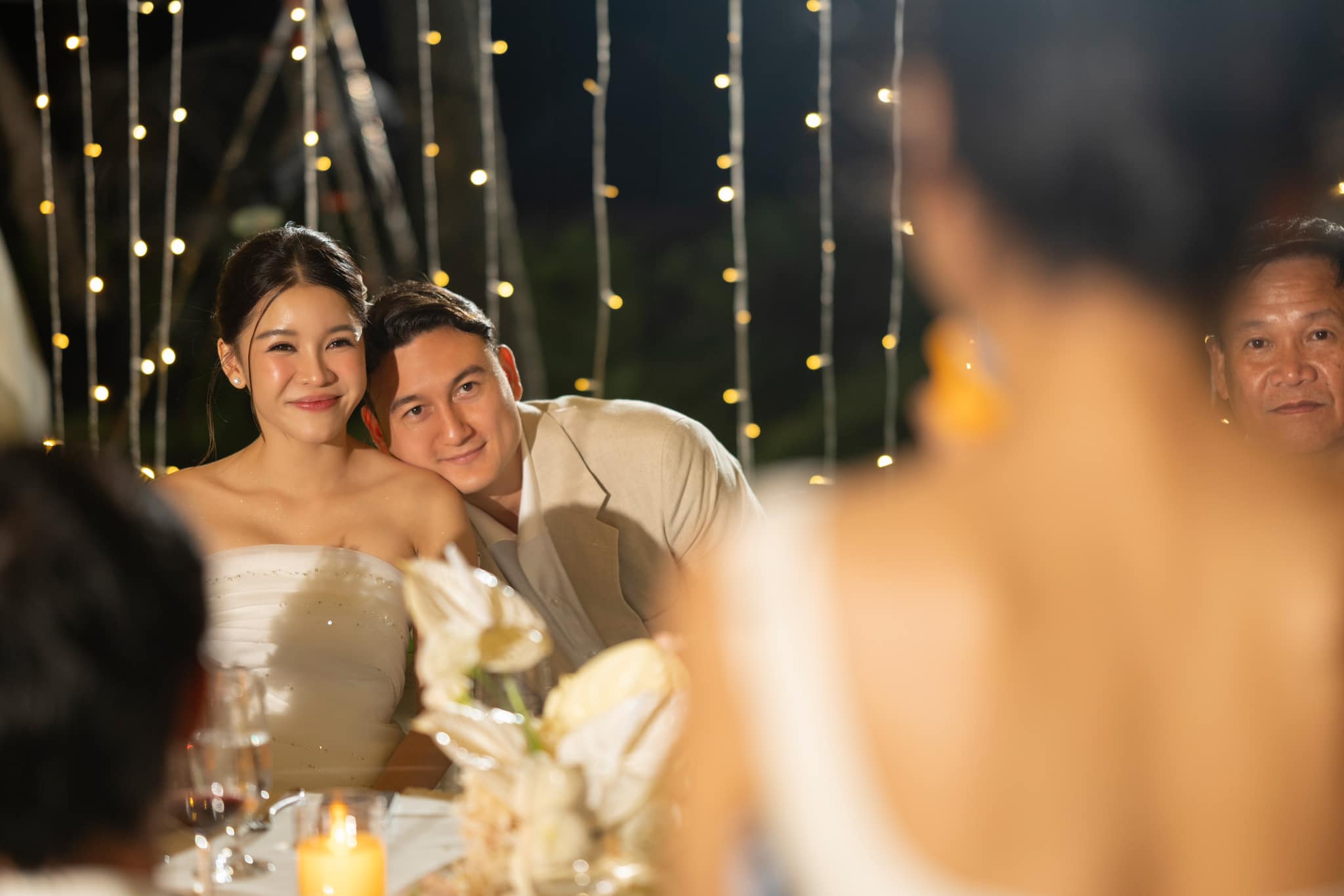 Thủ môn Đặng Văn Lâm hạnh phúc đón con trai đầu lòng, mở ra hành trình mới bên vợ Yến Xuân