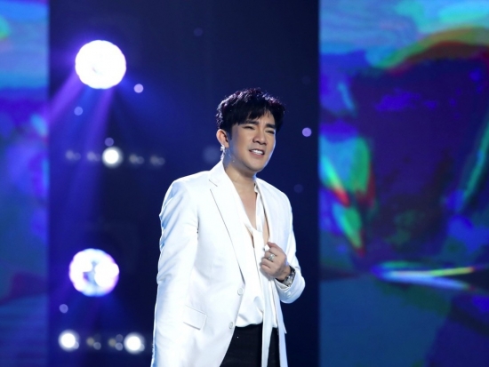 Ca sĩ Quang Hà: Dù có đau ốm đến giờ diễn vẫn hát chứ không bỏ cuộc