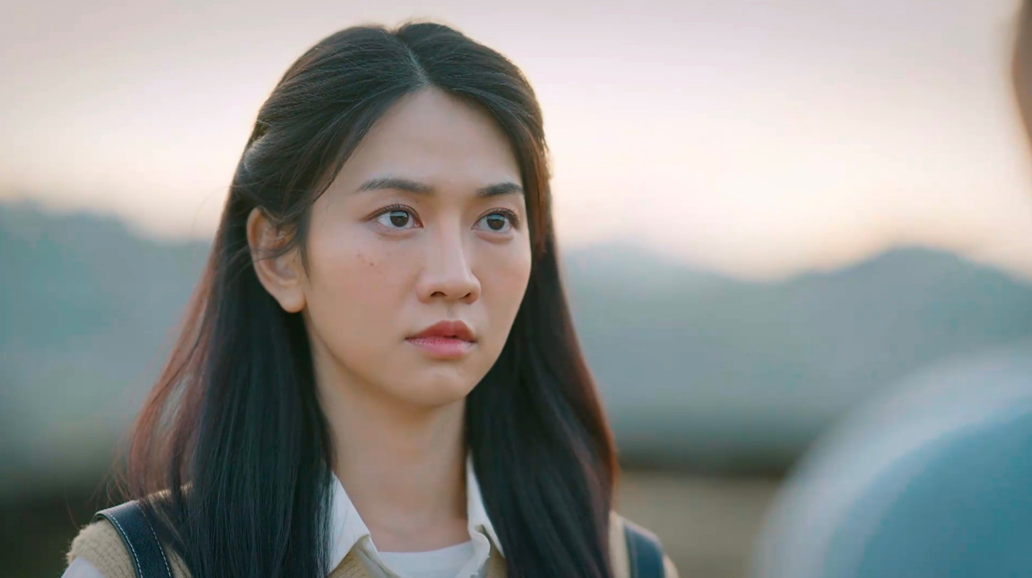 Giữa những lời 'gạch đá', Lê Bống kiên định với con đường diễn xuất của mình