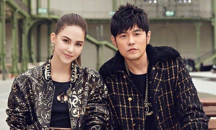 "Ông hoàng" Châu Kiệt Luân đánh bài thua hơn 3.500 tỷ