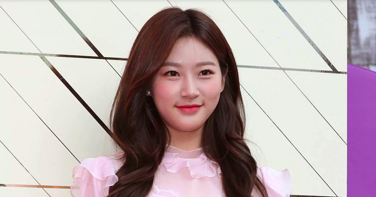 NSX Bloodhounds Yêu Cầu 7 Tỷ KRW, Kim Sae Ron Quỳ Xin Giảm Còn 700 Triệu