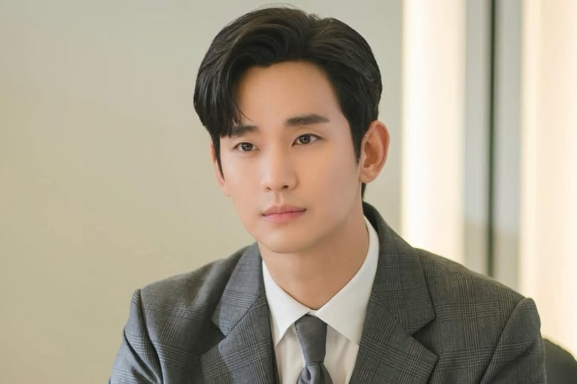 KIM SOO HYUN HẸN TUẦN SAU ĐƯA RA  BẰNG CHỨNG LÀM SÁNG TỎ SỰ VIỆC KIM SAE RON