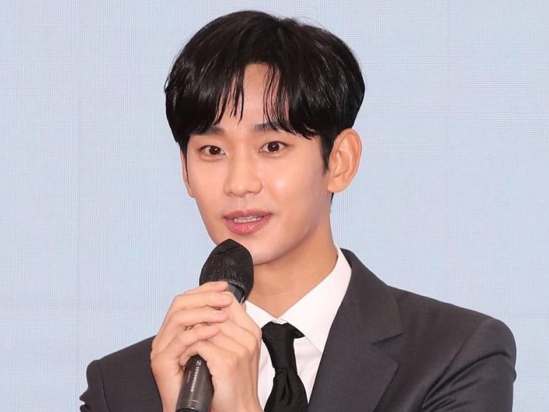 Kim Soo Hyun và mức phí phạt khổng lồ nếu cáo buộc là thật