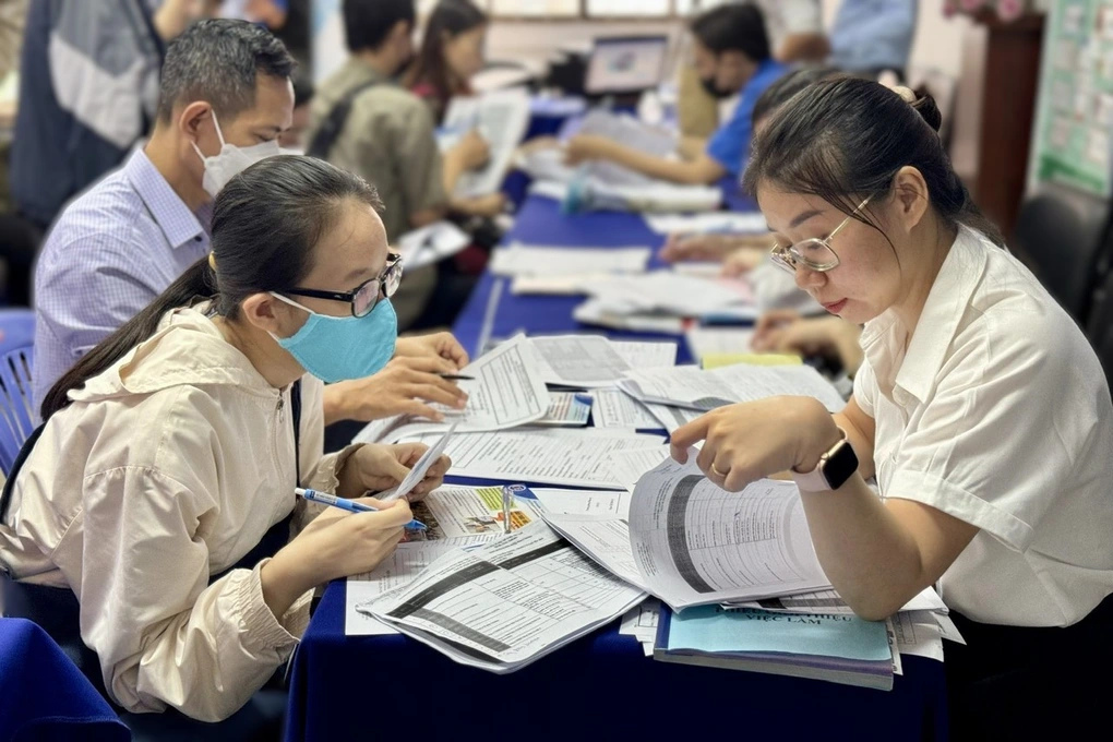 Khoảng cách kỳ vọng và thực tế: Chỉ 9,77% lao động TP.HCM hưởng mức lương trên 20 triệu