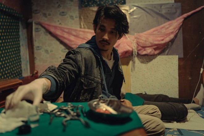 Bác Sĩ Tha Hương hành trình gian nan của người bác sĩ xứ lạ Liên Bỉnh Phát