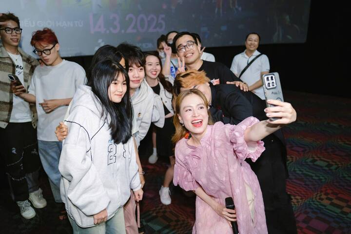 Hoàng Thùy Linh thông báo rút phim khỏi rạp sau một tuần ra mắt