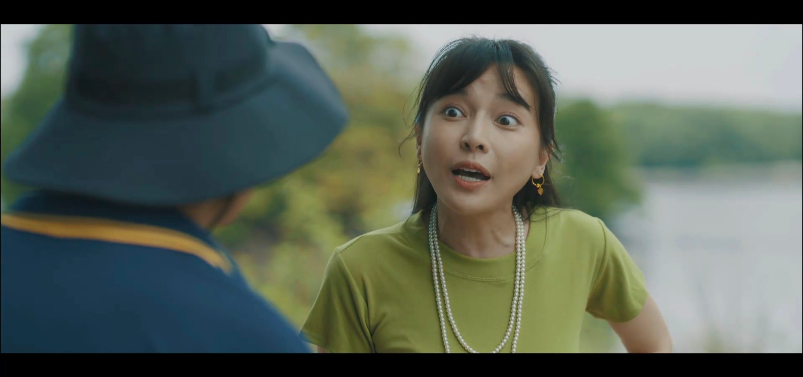 Cao Thái Hà và những 'cơn mưa' lời khen nhân vật Huệ trong phim Mẹ Biển