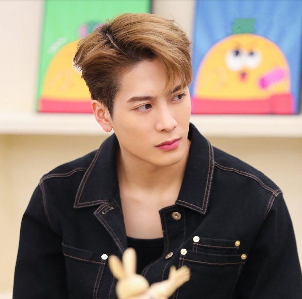 Sự thật ít ai biết: Jackson Wang gây sốt khi tiết lộ quá khứ gian nan thời thực tập