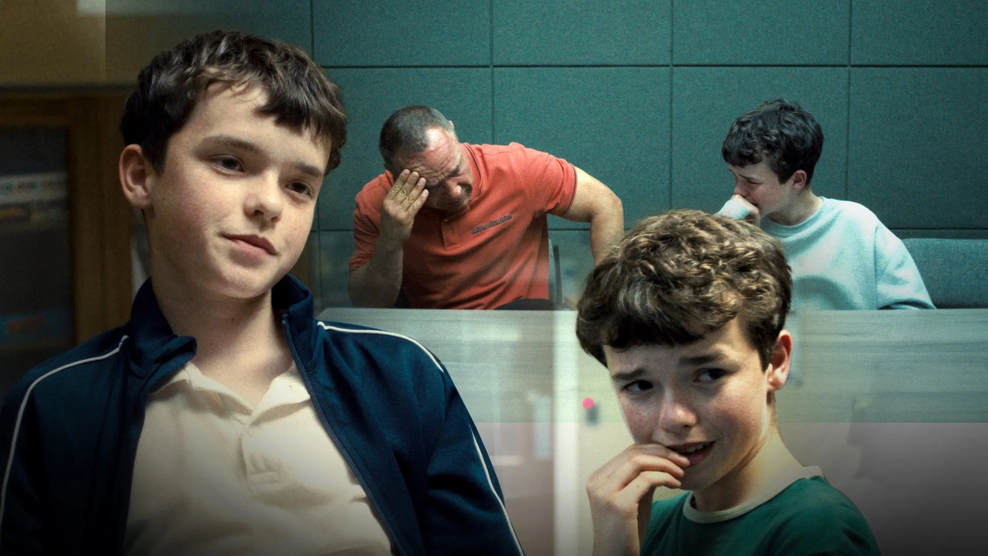 'Biến cố tuổi thành niên' hơn cả một bộ phim trinh thám, gây sốt toàn cầu