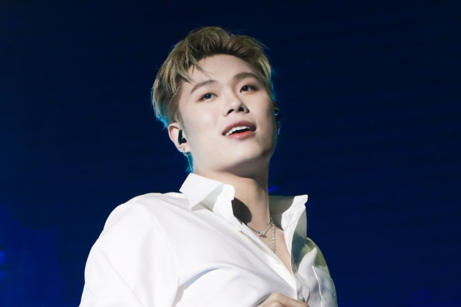 Dương Domic trang điểm kiểu: mắt không hồng đời không nể