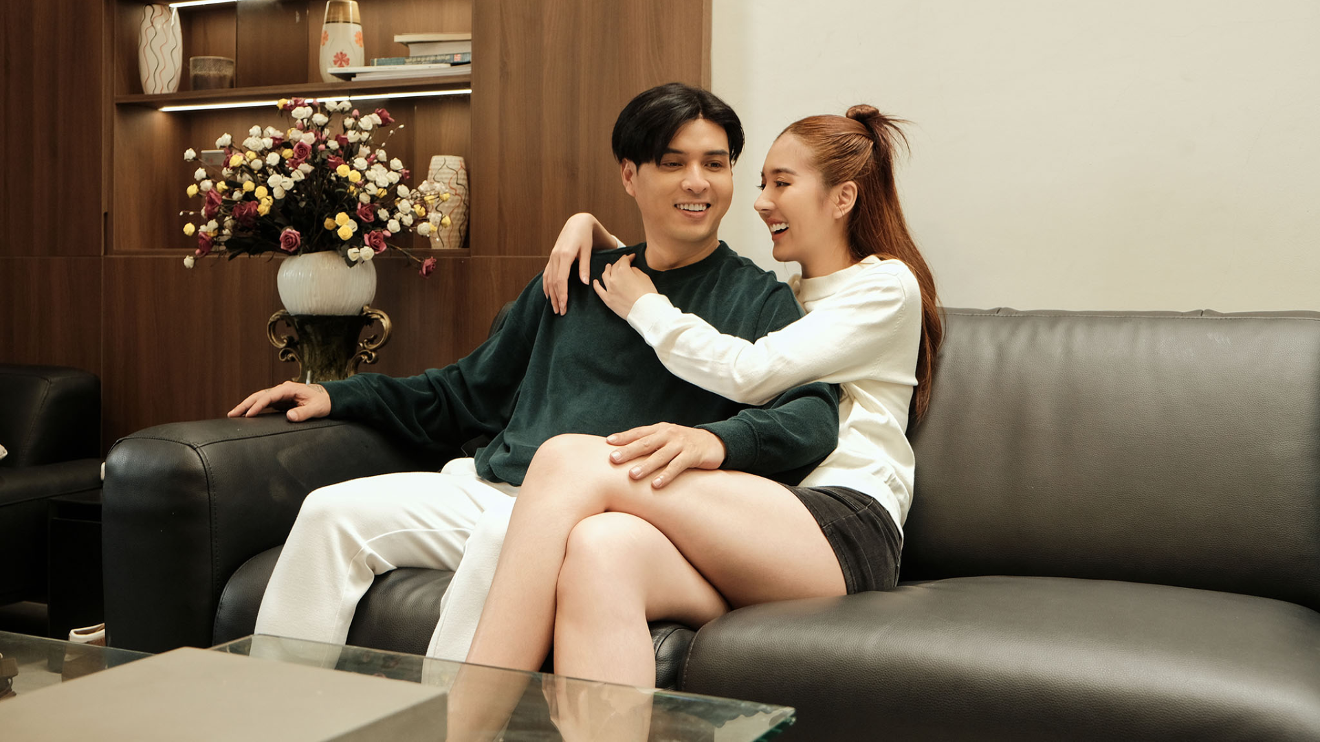 Hồ Quang Hiếu tiết lộ cuộc sống hôn nhân với vợ kém 17 tuổi