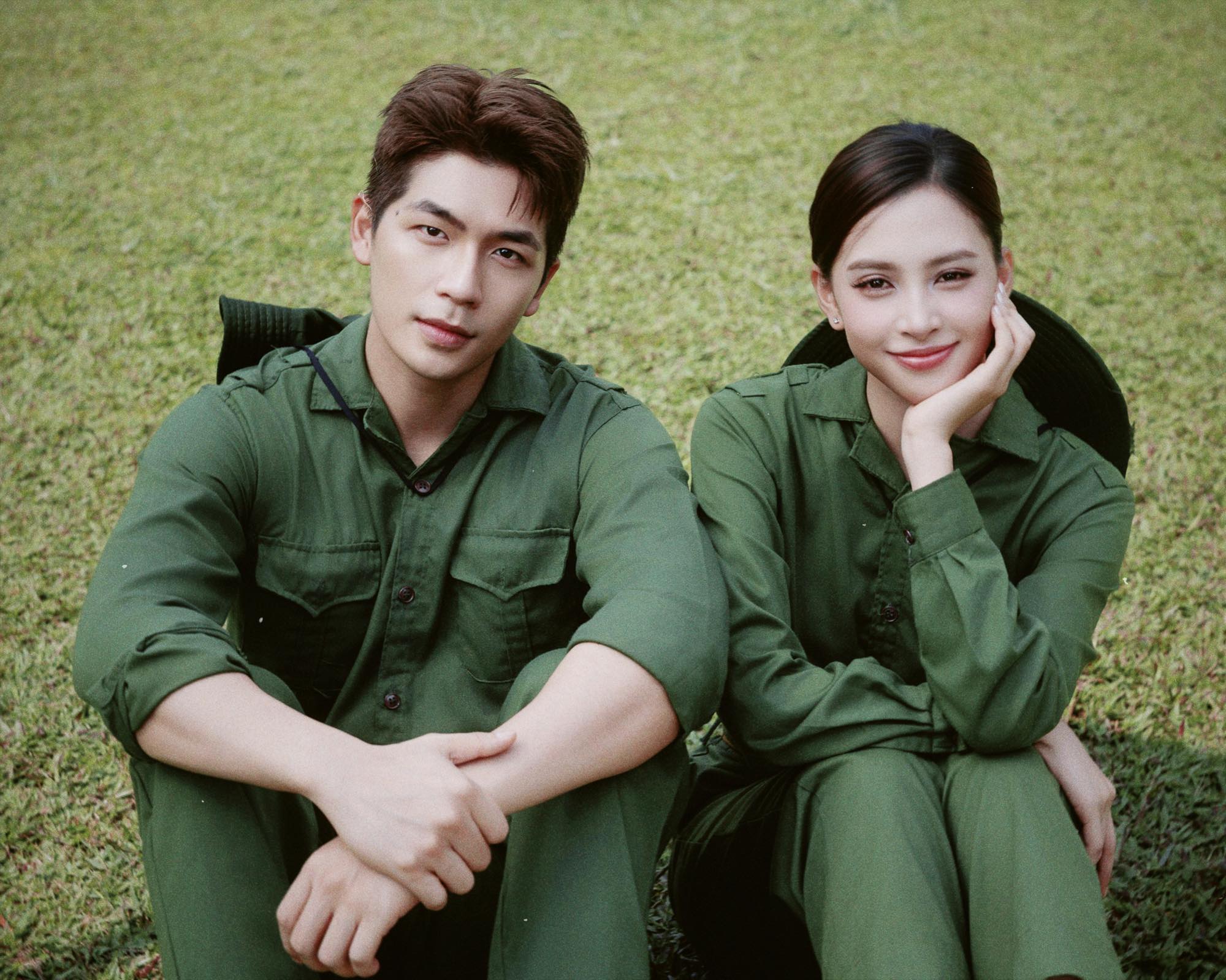 Trần Tiểu Vy và Quốc Anh gây chú ý với bộ ảnh mừng ngày Thống nhất Đất Nước
