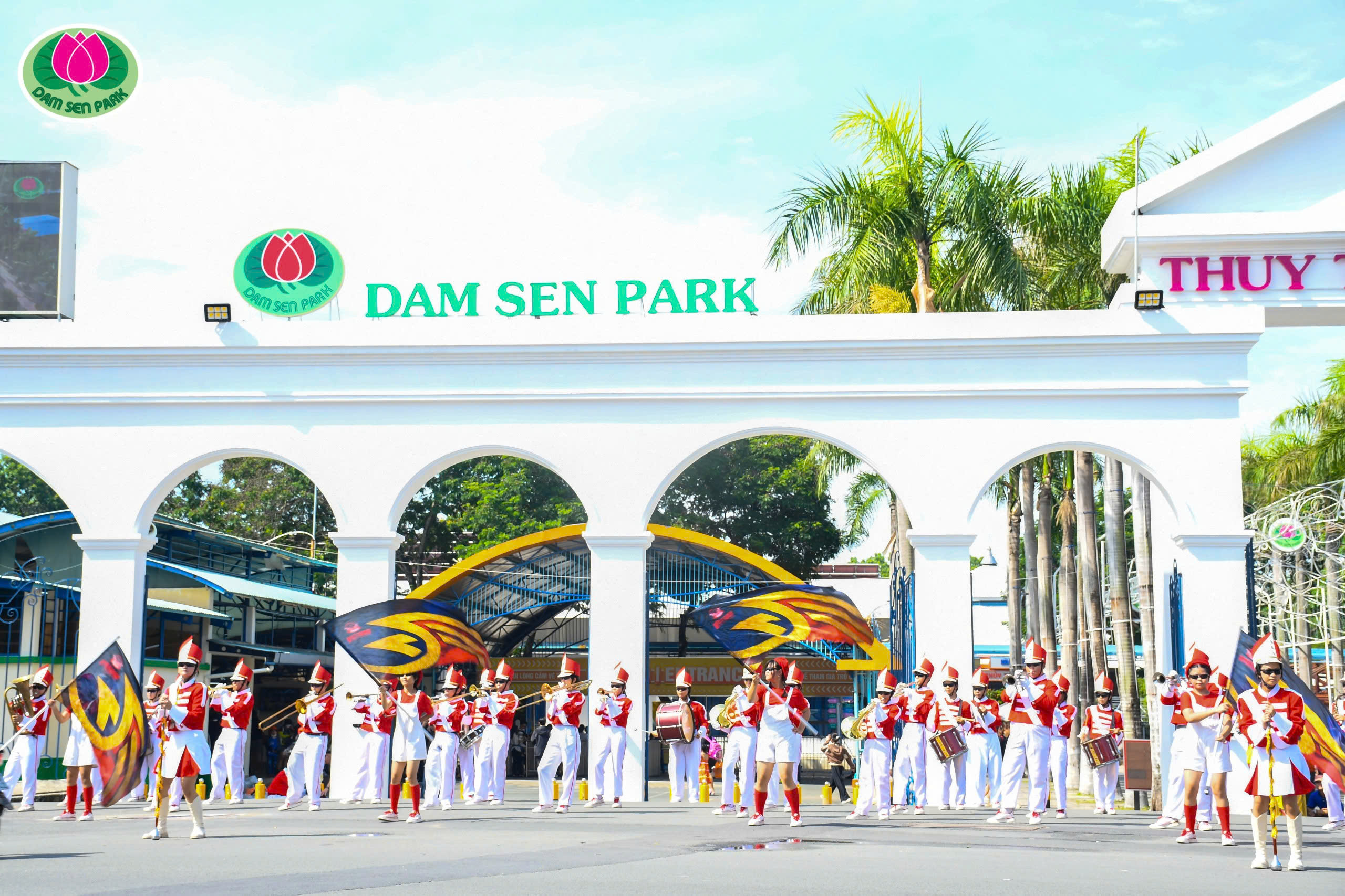 LỄ HỘI ẨM THỰC "HƯƠNG SẮC PHƯƠNG NAM 2025": PHIÊN CHỢ QUÊ GIỮA LÒNG PHỐ THỊ